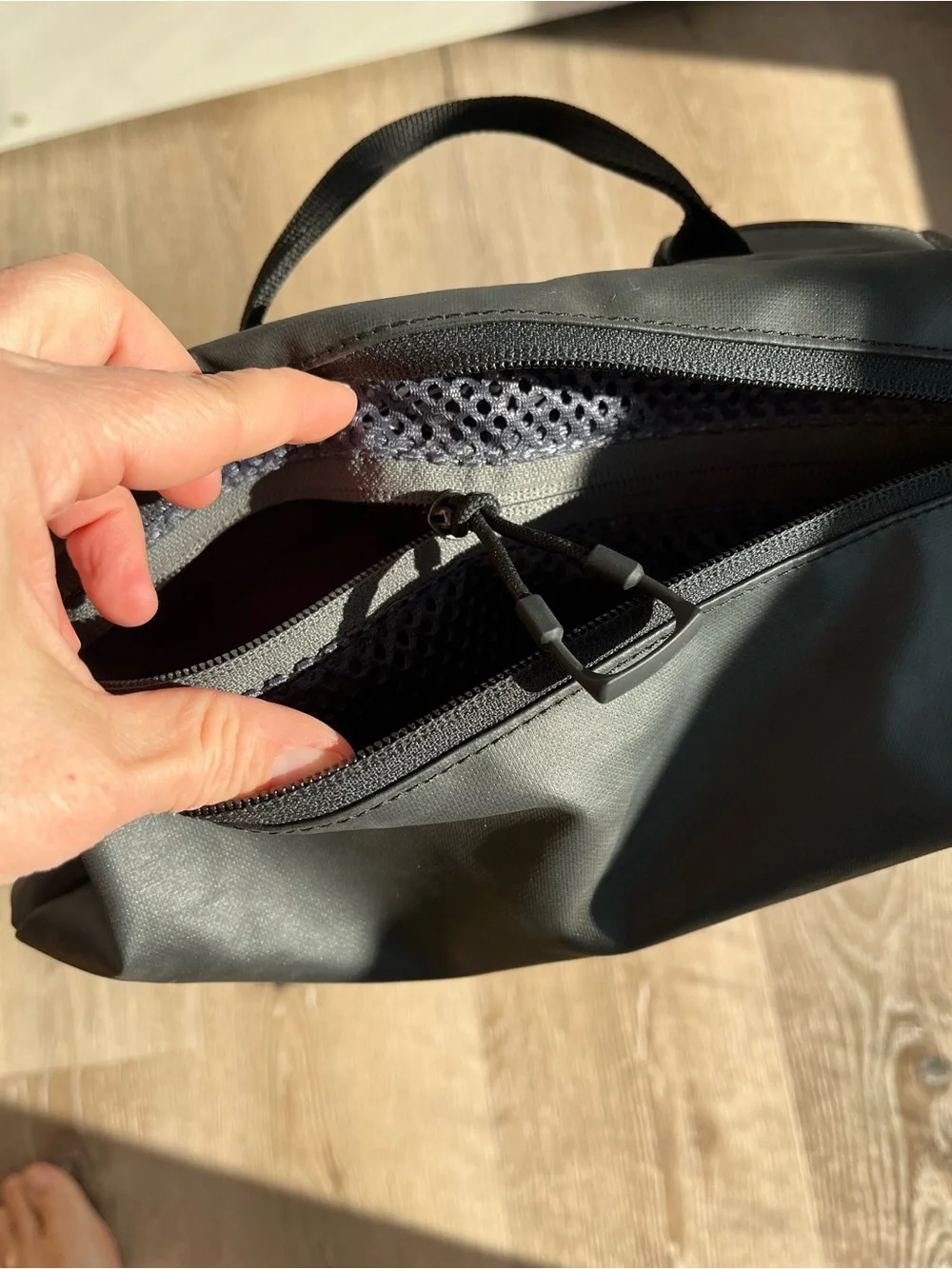 UltrAspire Urban Runner Commuter Backpack